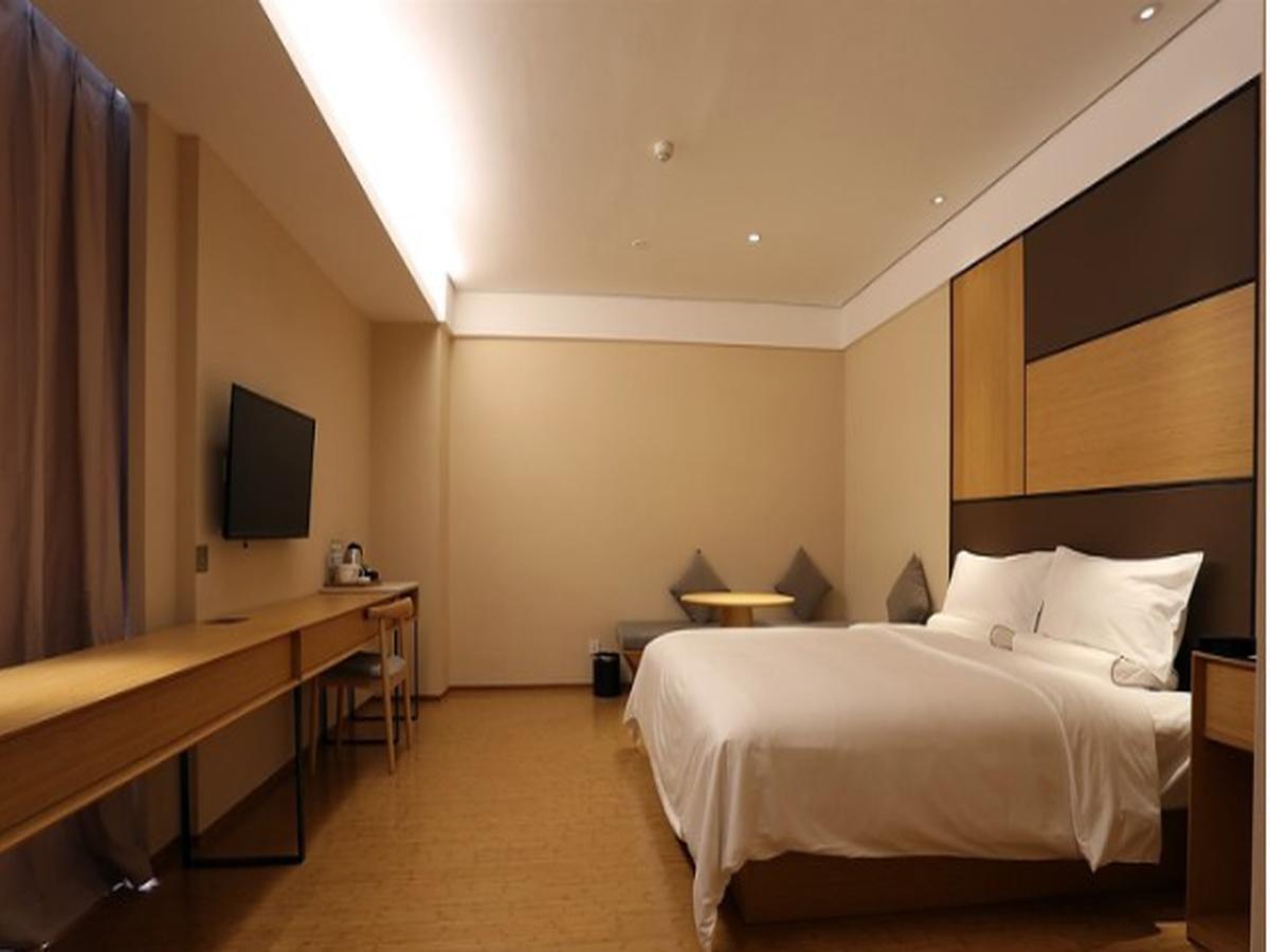 Ji Hotel Nanjing Hongqiao Zhongshan North Road Exterior photo