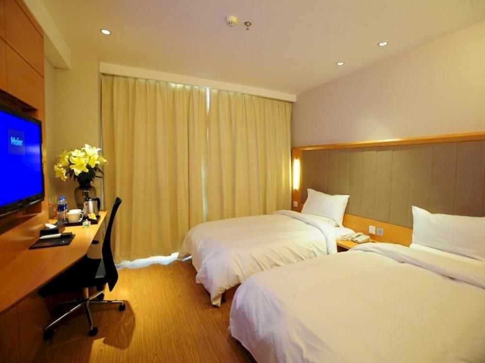 Ji Hotel Nanjing Hongqiao Zhongshan North Road Exterior photo